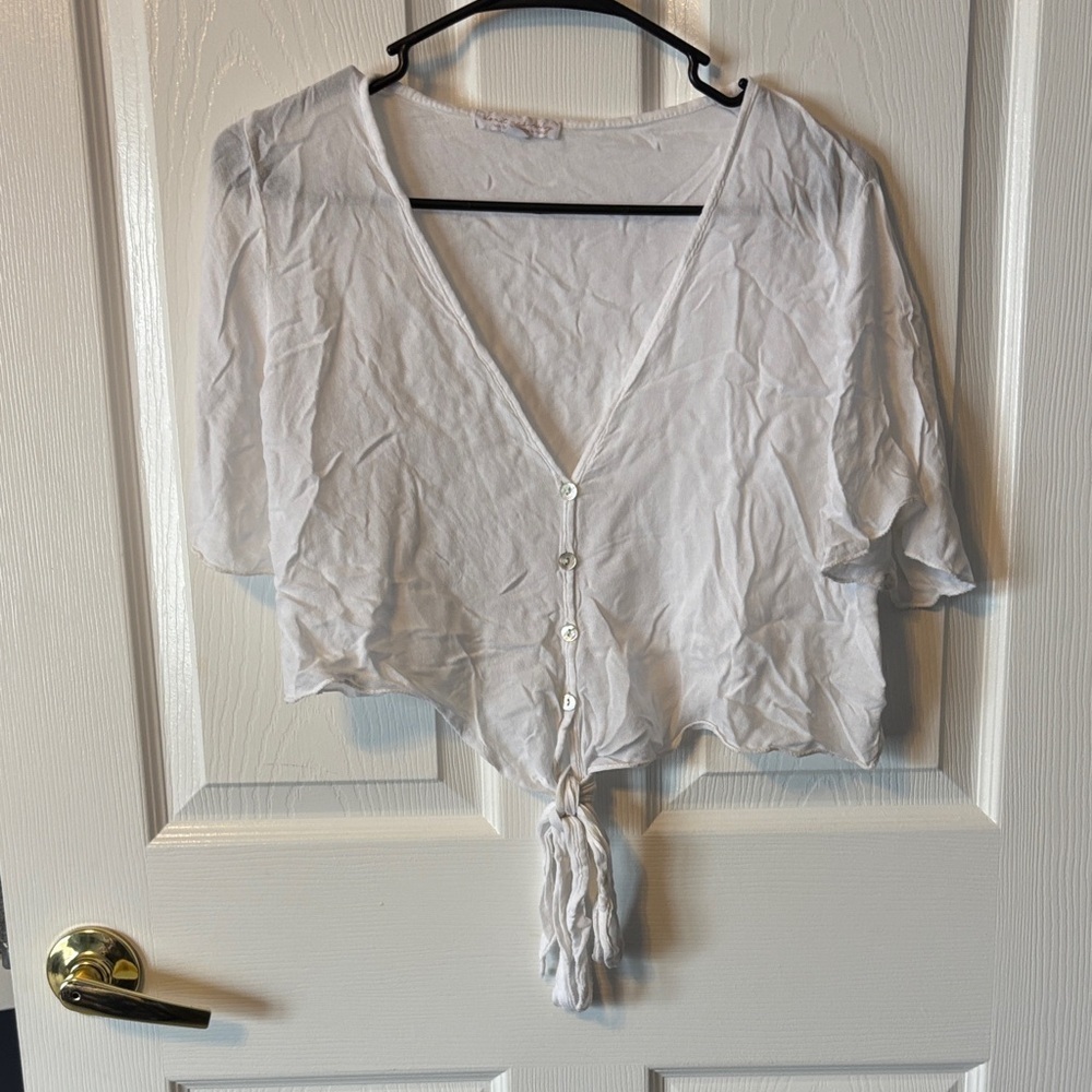Tie-Front crop Top
